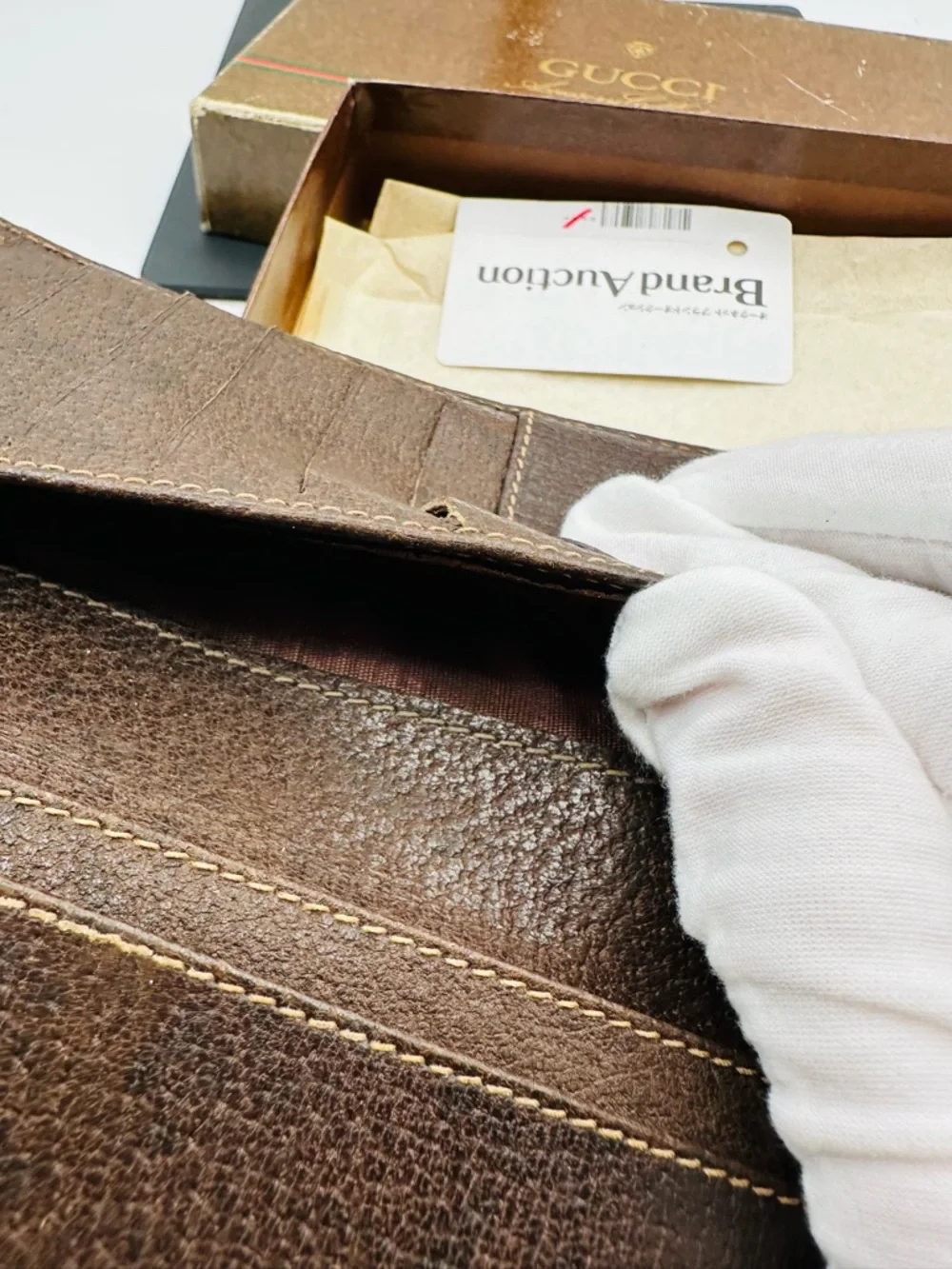 Gucci Vintage Bi Fold Wallet - Picture 10 of 11